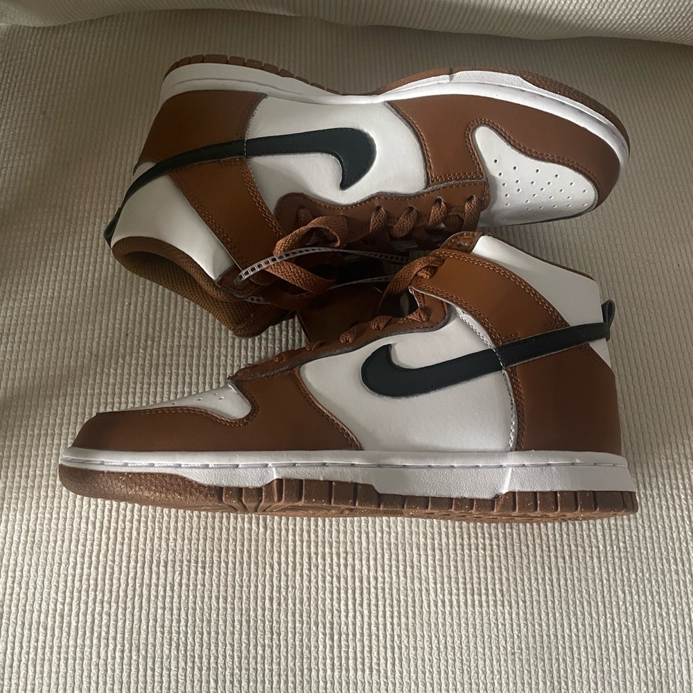 Nike Kids Brown and White Sneakers